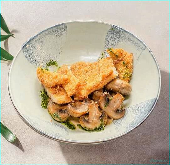 Шницель с грибами — рецепт приготовления вкусного и сочного блюда из нежной куриной грудки 